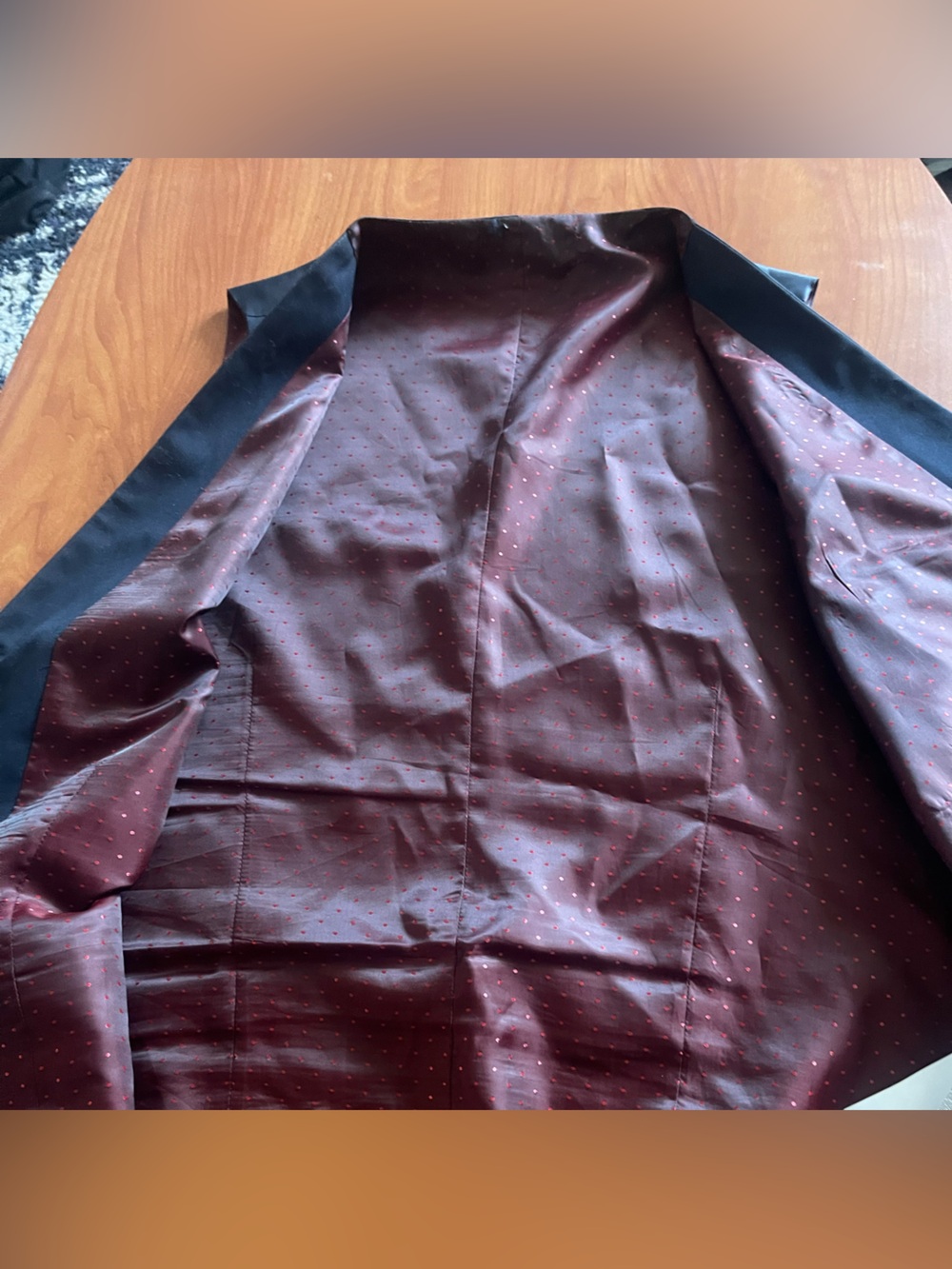 Gucci Black Vest with Signature Red & Green Web Stripe - Picture 5 of 9